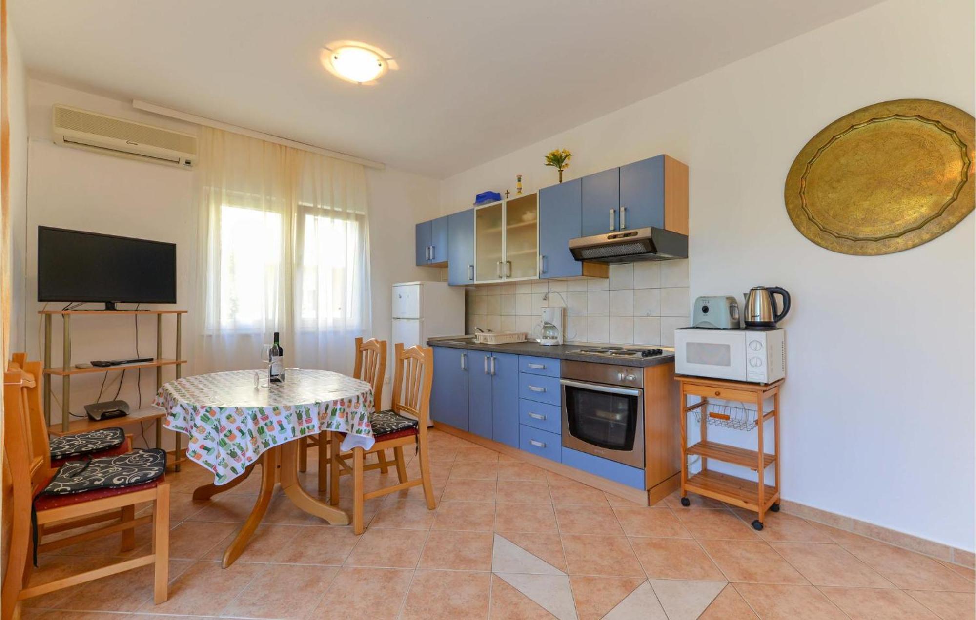 1 Bedroom Nice Apartment In זאדאר מראה חיצוני תמונה